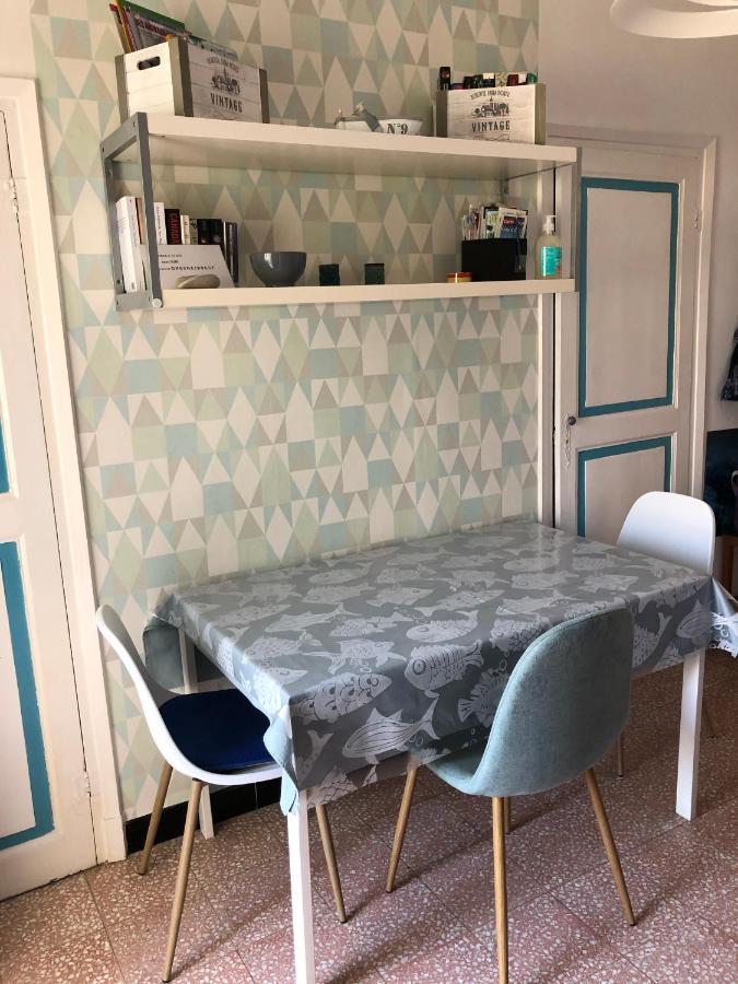 Welcome In The Cozy Blue Nest Pedestrian Μεντόν Εξωτερικό φωτογραφία