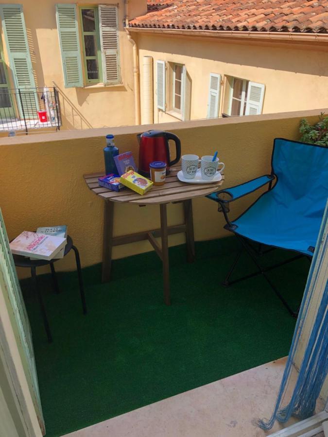 Welcome In The Cozy Blue Nest Pedestrian Μεντόν Εξωτερικό φωτογραφία