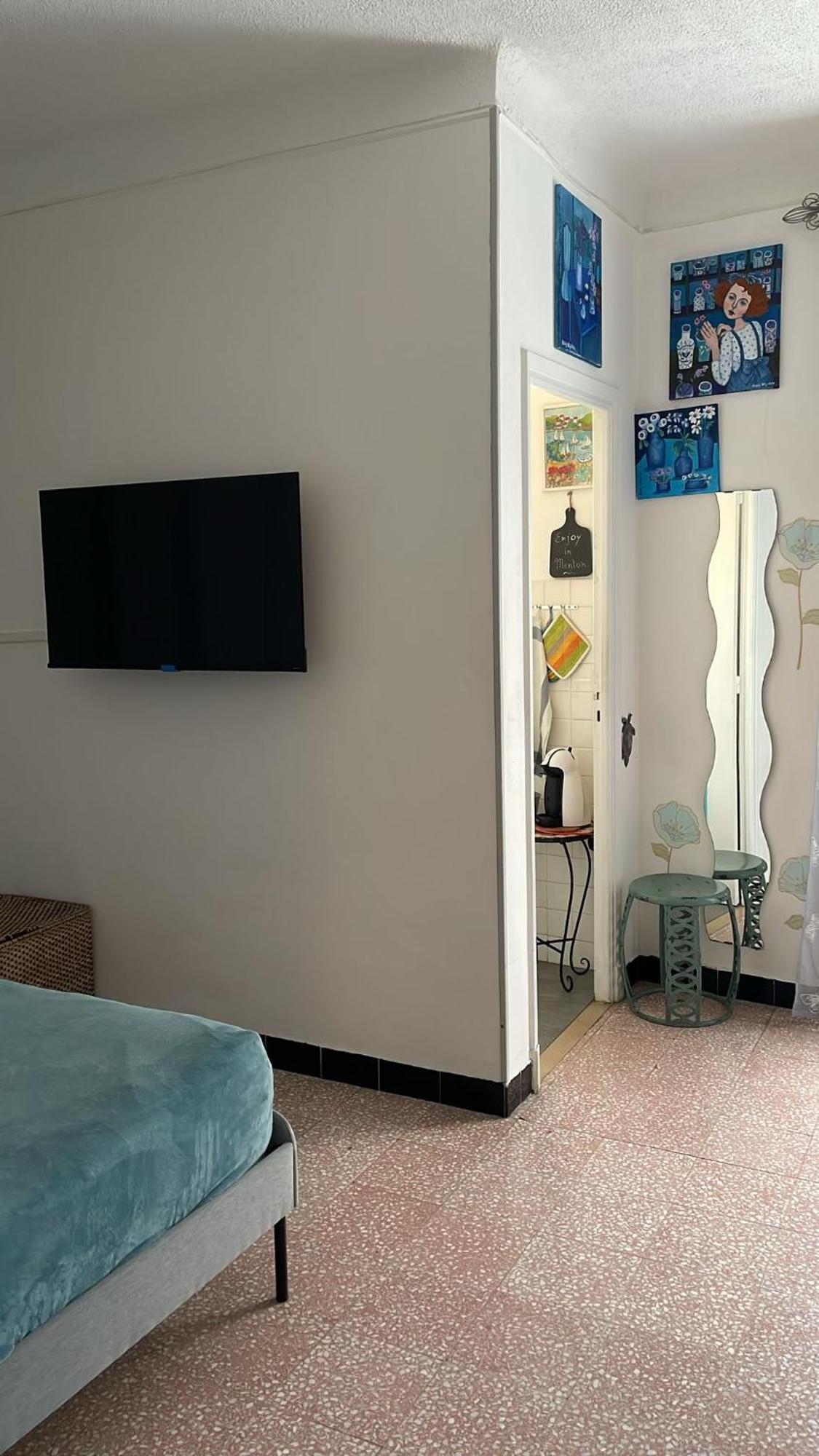 Welcome In The Cozy Blue Nest Pedestrian Μεντόν Εξωτερικό φωτογραφία