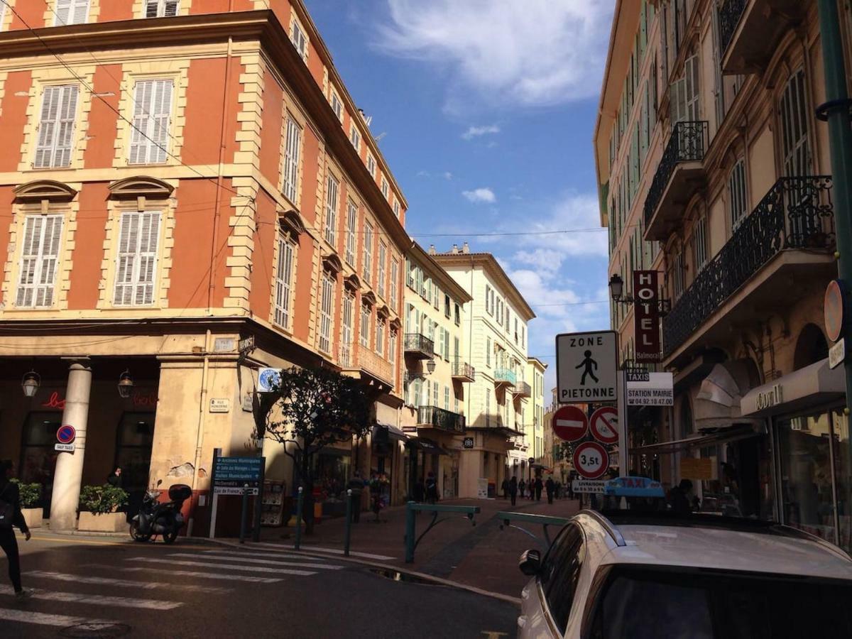Welcome In The Cozy Blue Nest Pedestrian Μεντόν Εξωτερικό φωτογραφία