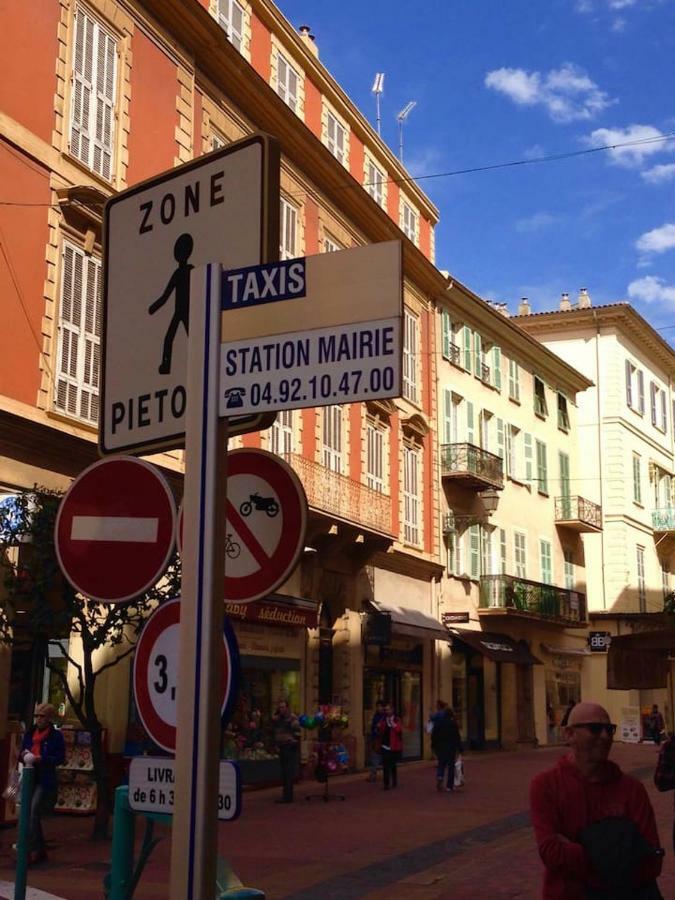 Welcome In The Cozy Blue Nest Pedestrian Μεντόν Εξωτερικό φωτογραφία